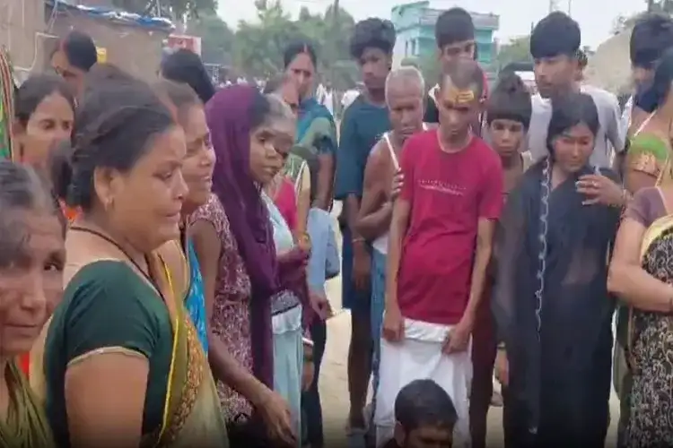 Rs 4 Lakh ex-gratia announced for Ashok Dham victims as 7 die in Lakhisarai stampede