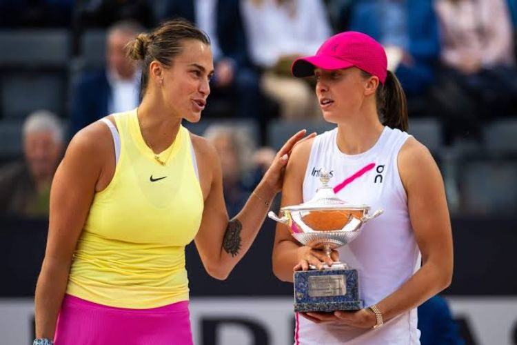 Swiatek continues her impressive run, Sabalenka also wins