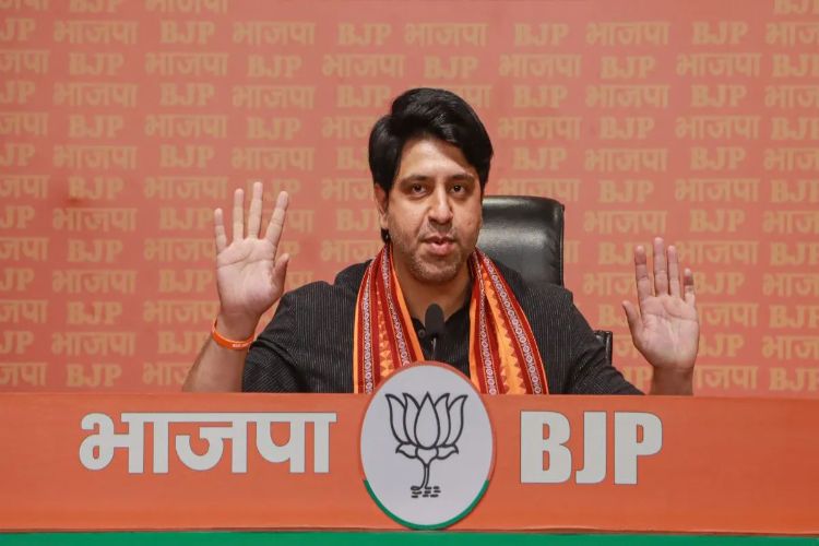 Shehzad Poonawalla urges BJP to accept his resignation, writes second letter to Naveen