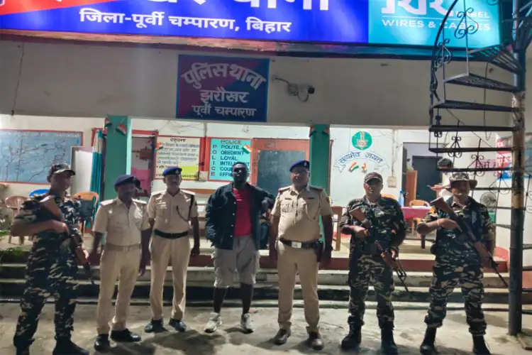 Bihar: Somali National held near India-Nepal border, expired passport found during verification