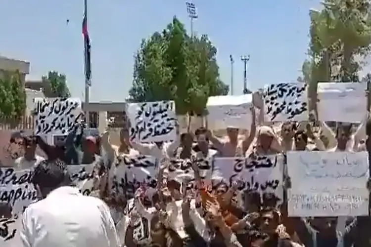 Human Rights Council of Pakistan holds protest in Karachi, demands justice for Azial, Mir Reza and Muhammad Wali