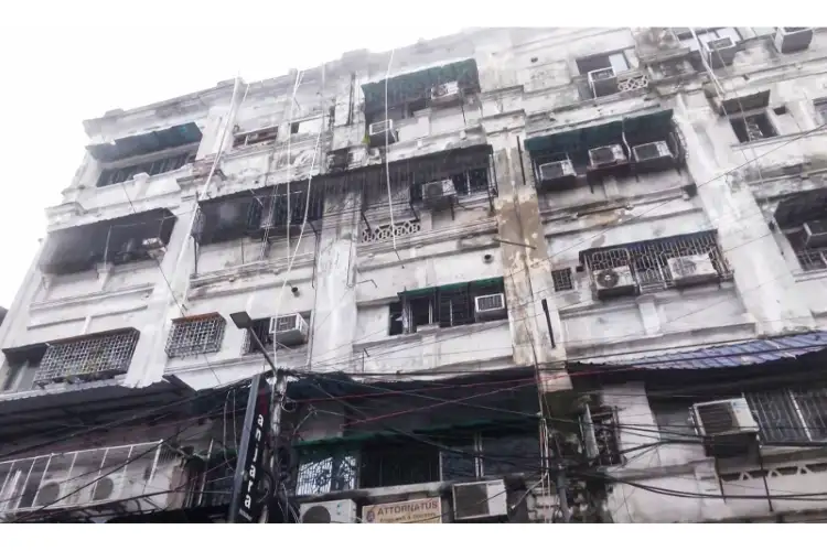 Kolkata hotel fire: Leaseholder of Hotel Shikha Inn Abu Zafar arrested; Two staff members detained