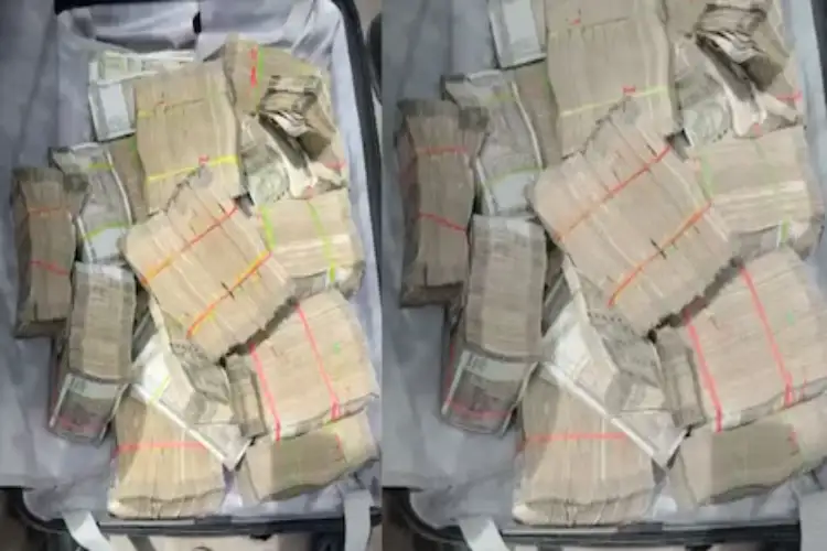 Rs 9 crore cash seized from car near Bengaluru's electronic city; further Rs 1.3 crore found in Tamil Nadu