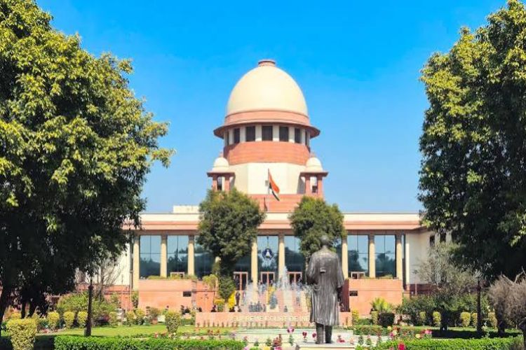 Required experience in advocacy for judicial service entry-level exam reduced to one year: SC