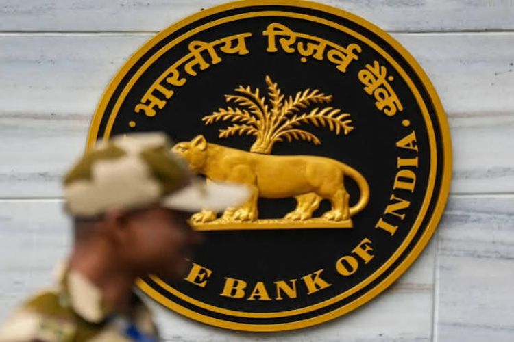RBI Central Board of Directors reviews global, domestic challenges