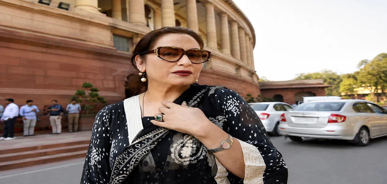 Why did Salma Agha's statement spark an uproar in Pakistan?