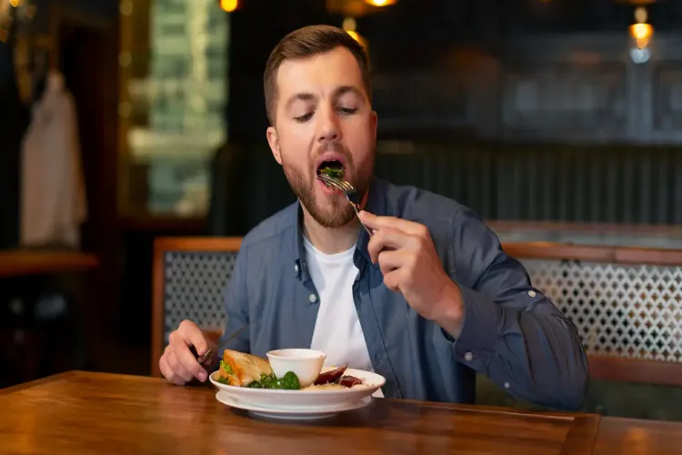 10 Foods That Help Keep the Liver Healthy