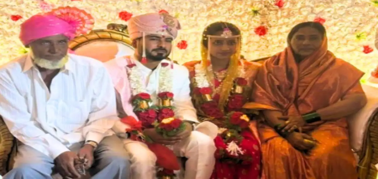Muslim couple raised two Hindu orphan brothers for 20 years and got the elder son married.