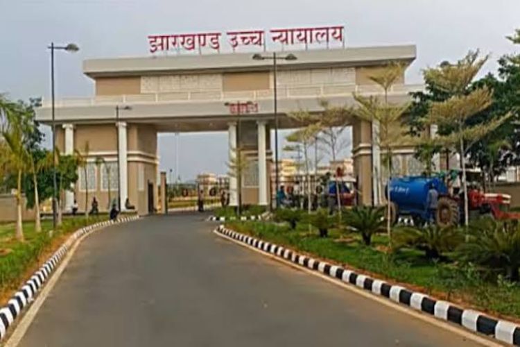 Court refuses to stay notification cancelling FRO appointments, seeks response from government