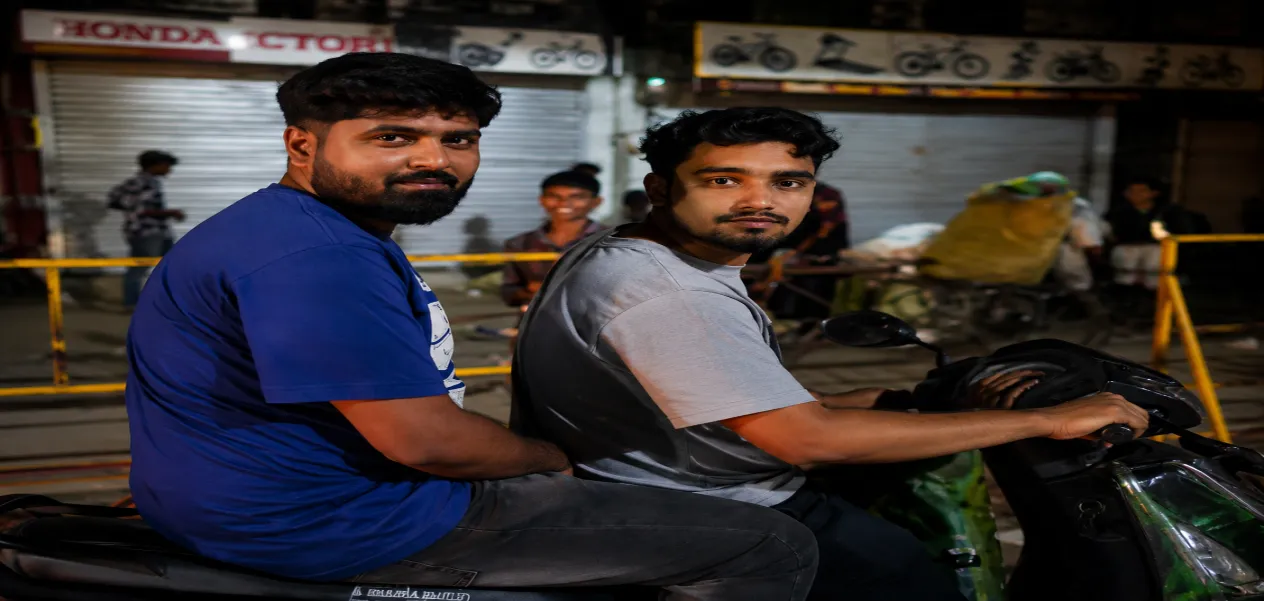 Rehan and Farhan feed the poor every night on their father's orders.