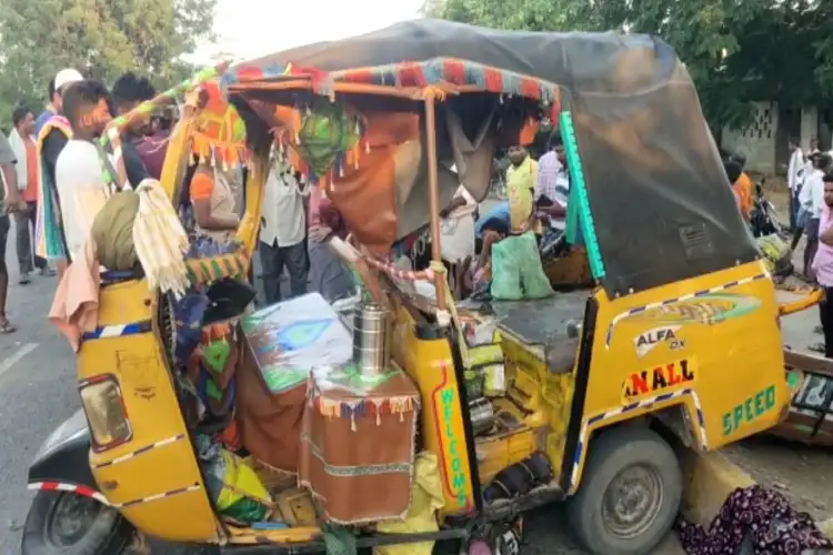 Andhra Pradesh: 7 killed, 2 critically injured after private bus rams into auto-rickshaw in Palnadu