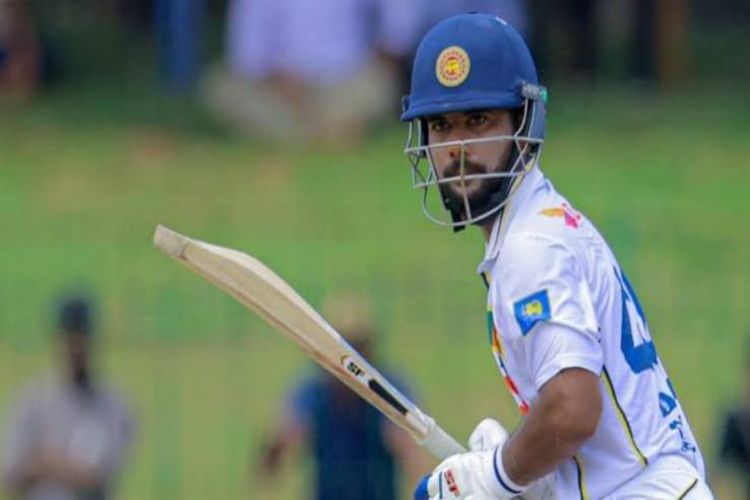 Dinusha and Nuwantha took Sri Lanka to 329 for six at lunch.
