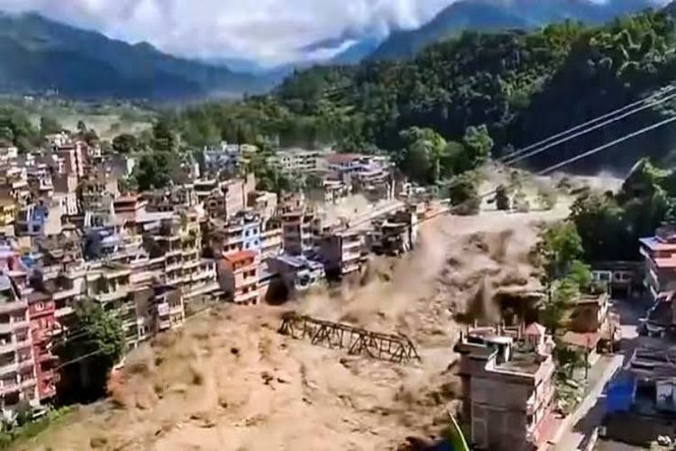 Nepal floods: Vijay sends officials to Kathmandu for relief 