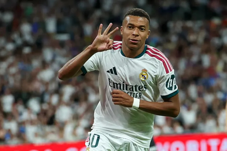 Mourinho asks Mbappé for more than just goals—a full contribution to the team.