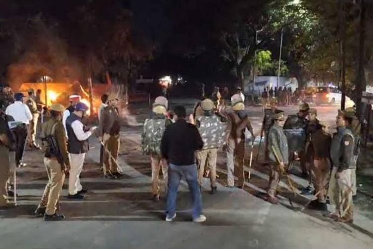 Youth dies in police custody in Badaun, murder case filed against relative and others
