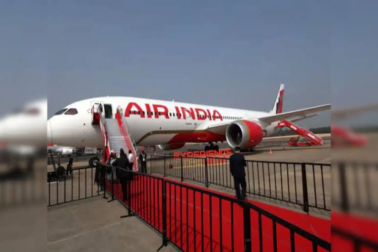 Temasek supports Singapore Airlines' investment in Air India