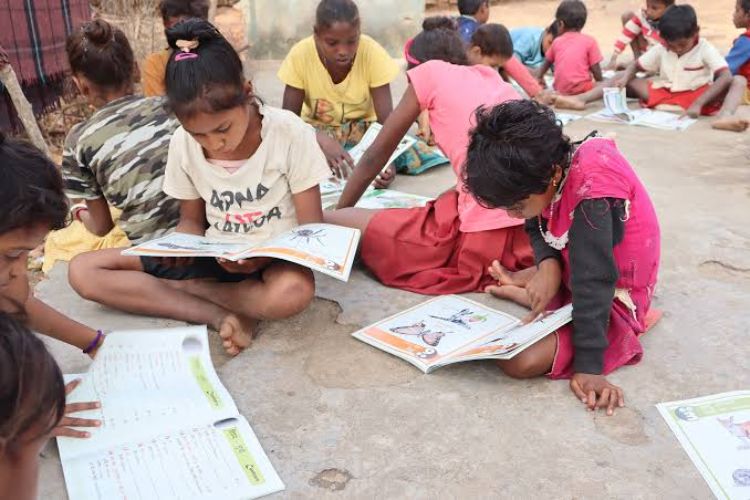 Children's picture books reflect changing attitudes towards languages ​​and help revive them