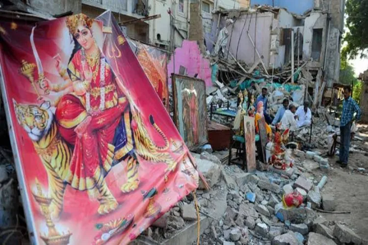 Protest in Jammu over the demolition of an old Hindu temple in Pakistan.