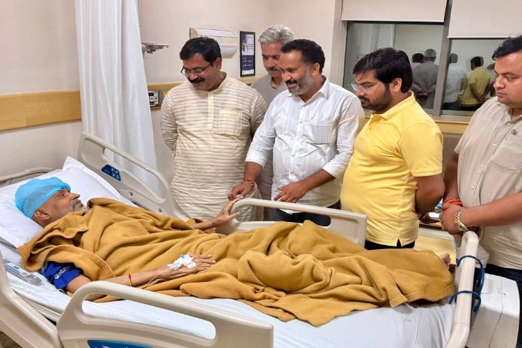 BJP MLA and former UP minister Anil Sharma dies of cancer at the age of 63.