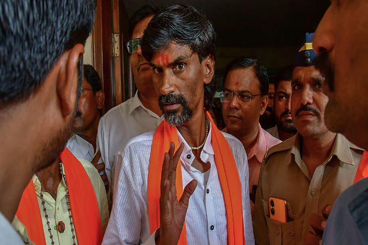 Maratha community calls for bandh in support of Jarange, receives 'overwhelming' response in Latur