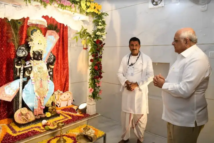 Gujarat CM Patel participates in Krishna Janmotsav celebrations at 250-year-old Ranchhodraiji Temple