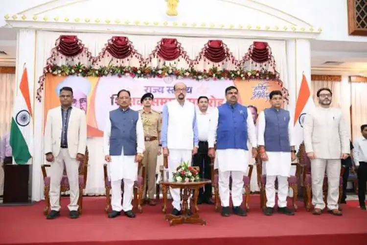Raipur: Chhattisgarh CM Vishnu Deo Sai, Governor Ramen Deka attend state-level teacher felicitation ceremony