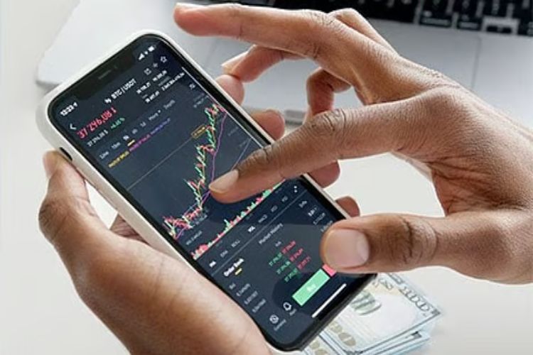 Stock markets fall in early trade amid rising oil prices and West Asia crisis