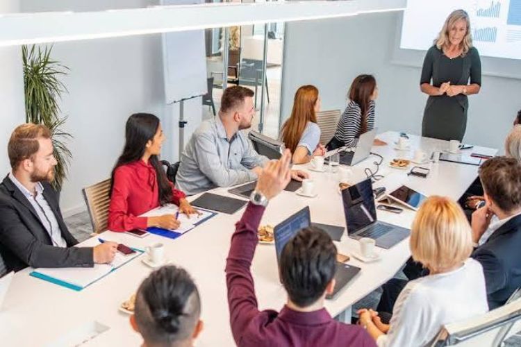 Senior leadership increasingly eager to explore new opportunities: Report