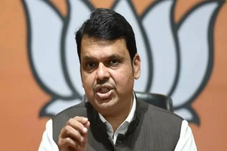 Maharashtra moving ahead towards digitisation of land and property: Fadnavis