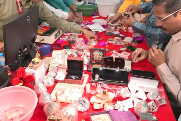 Lalbaugcha Raja donation counting begins: Gold chains, dollars among offerings