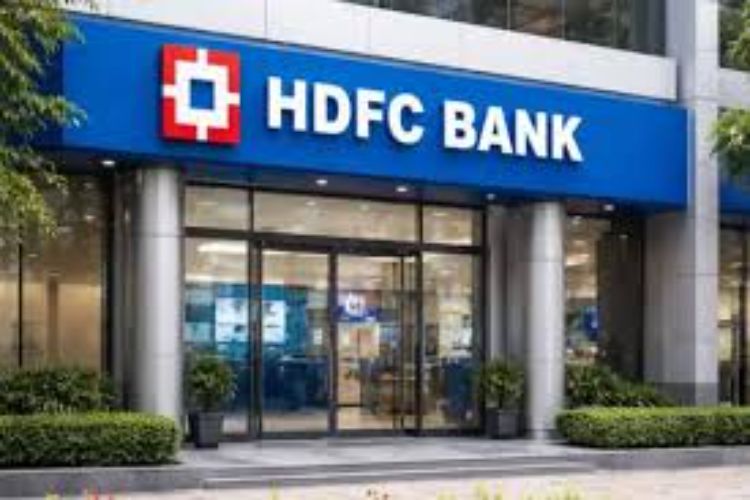 HDFC Bank refunds Rs 4.5 crore to depositors in Shopian fraud case