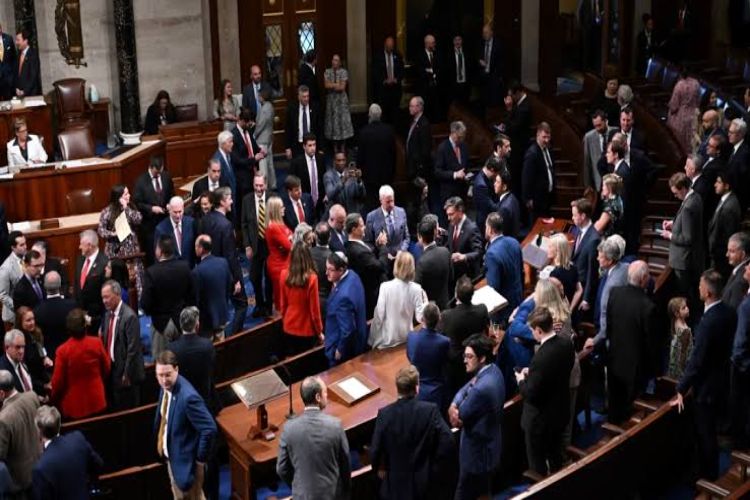 US House of Representatives approves Russia sanctions bill