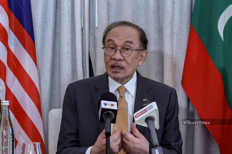 Anwar Ibrahim expresses concern over drone interception near Mecca, appeals for de-escalation of tension.