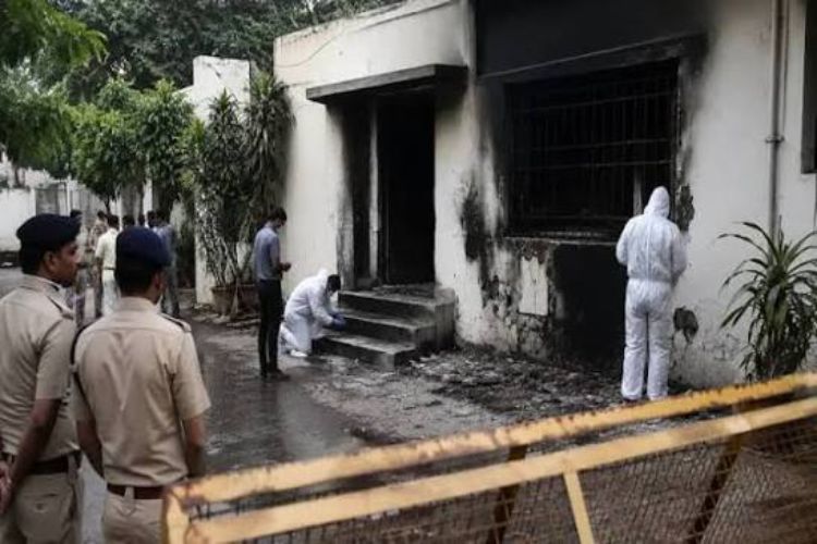 ED conducts raids in four states in connection with the bomb attack on the RSS office in Ranchi.