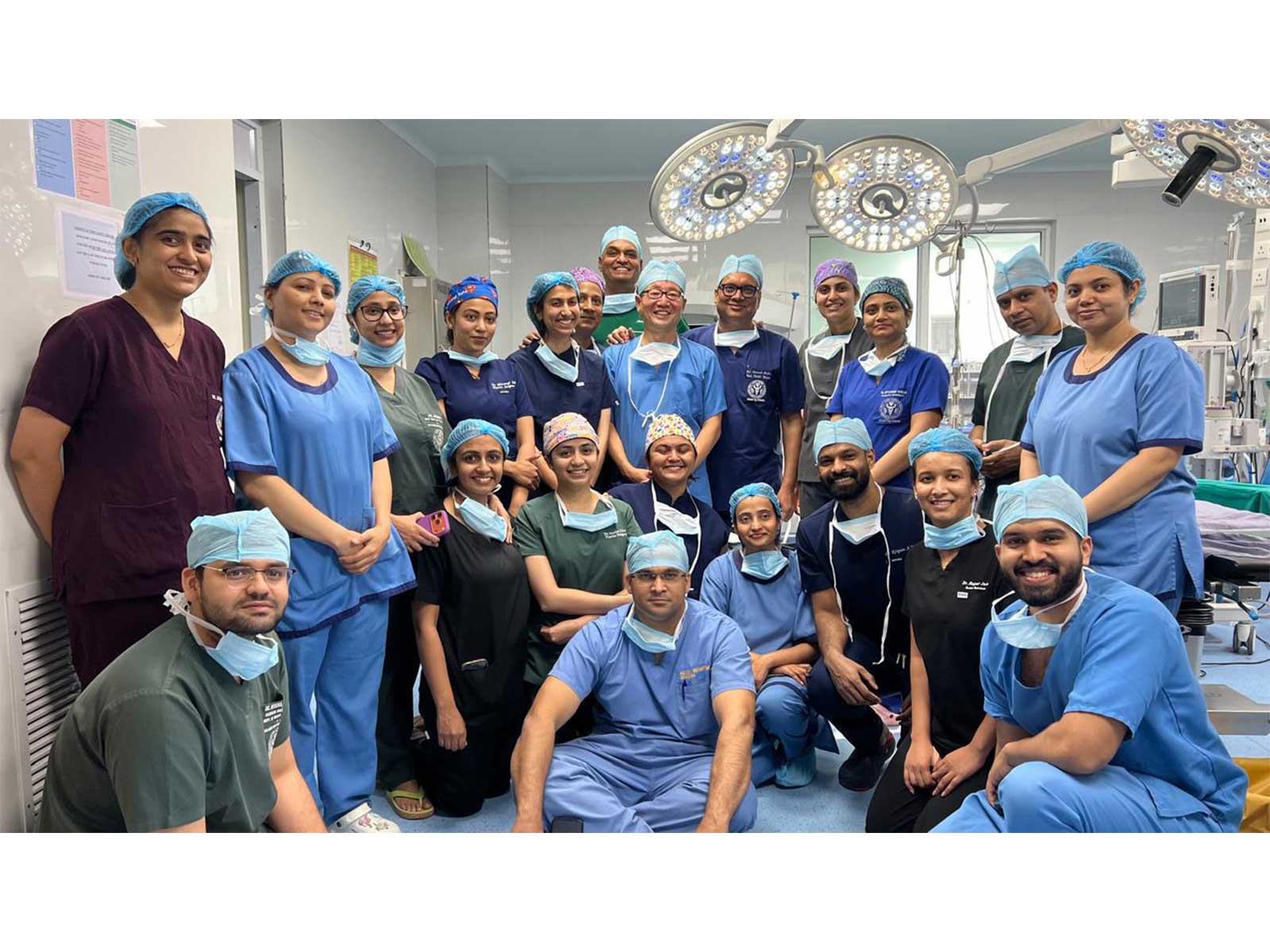 AIIMS New Delhi conducts super microsurgery workshop, features six surgeries using advanced technologies