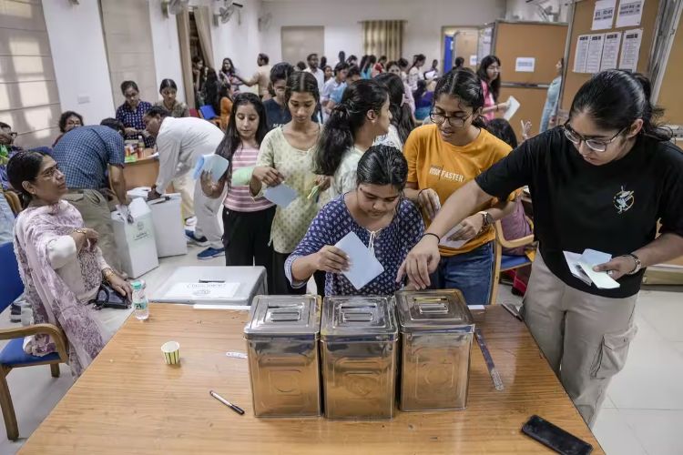 Counting of votes for DUSU elections begins, curiosity grows over results