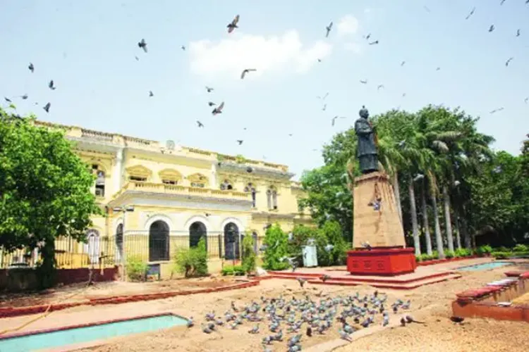 Chandni Chowk's historic Town Hall to become a Global Heritage Centre.
