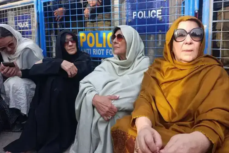 Pakistan: After Aleema, Imran Khan’s sisters Uzma, Noreen detained for 30 days