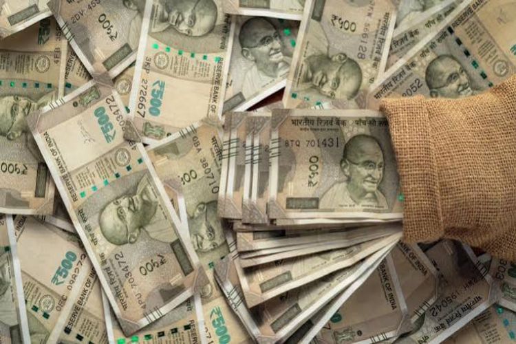 Rupee rises 13 paise to 95.65 against US dollar in early trade