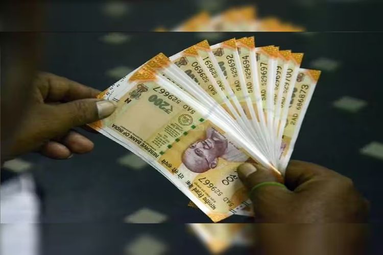Rupee rises 13 paise to 95.65 against US dollar in early trade