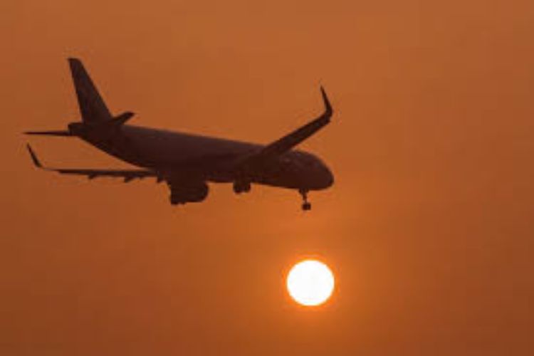 Domestic air passenger traffic declined by 6.34 percent to 121.26 lakh in August: DGCA