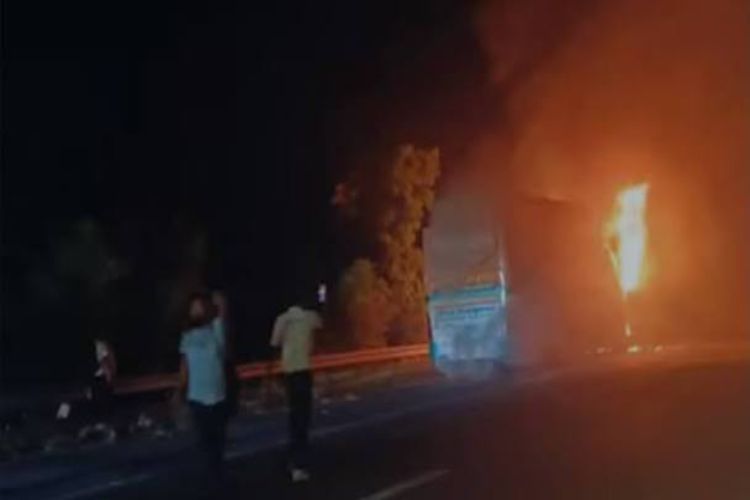 Nine people died in a massive fire in a sleeper bus on the Yamuna Expressway in Greater Noida.