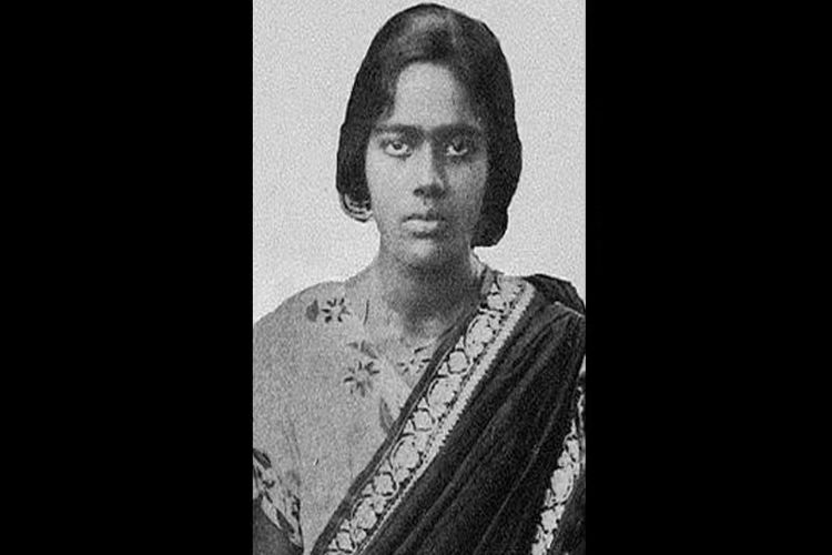 SFI observed the martyrdom day of Pritilata Waddedar at Jadavpur University.