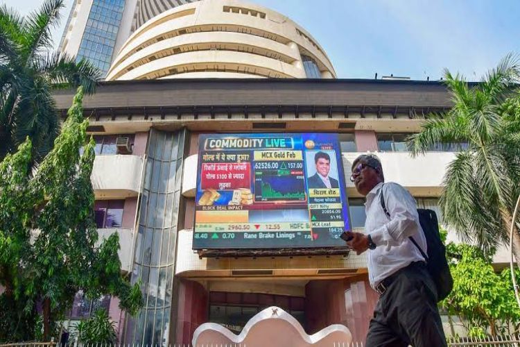 Sensex rises 190 points in early trade after two sessions of decline