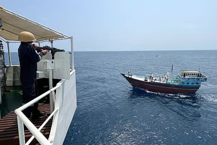 Drugs worth Rs 3,000 crore seized from Iranian boat in Arabian Sea, five Pakistani nationals detained