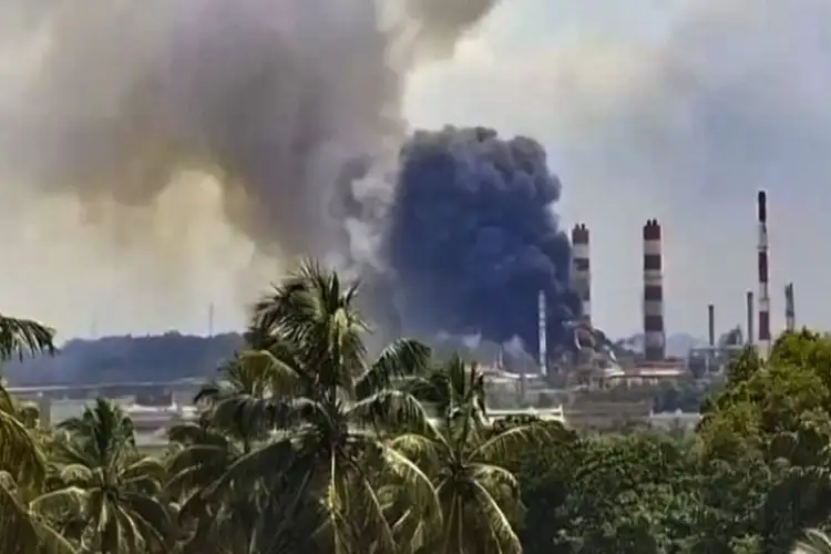 Karnataka: Huge explosion at MRPL facility in Mangaluru; fire tenders, ambulances rush to spot