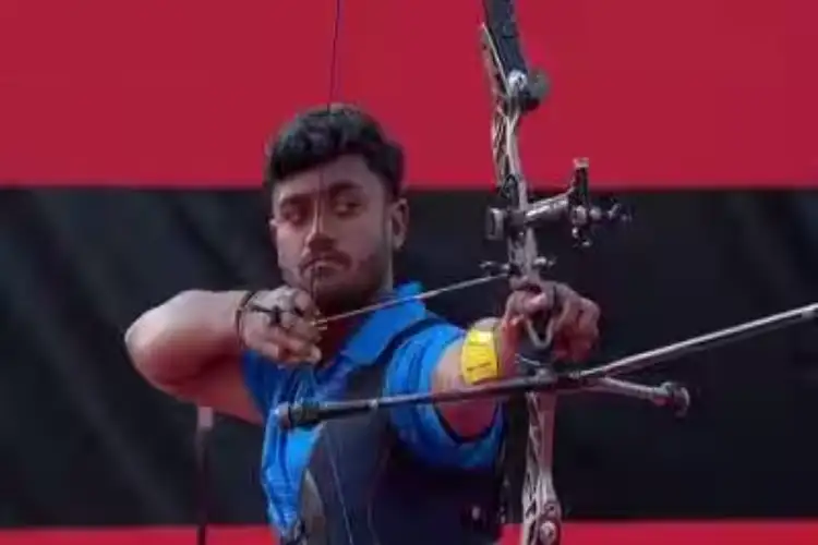 Asian Games: Neeraj Chauhan wins bronze in all-India recurve archery clash; India reach 80 medals