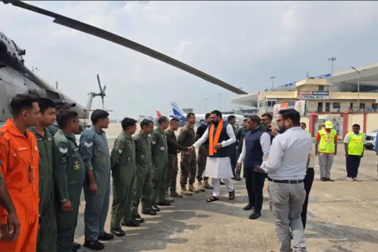 Bihar floods: IAF flies 15 sorties to air-drop 28 tonnes of food packets in Saran