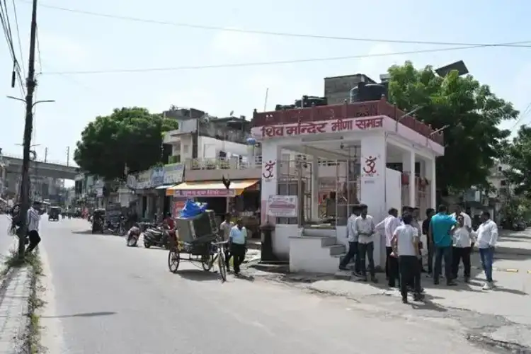 Jaipur: JDA launches demolition drive on New Sanganer Road, BJP MLA Gopal Sharma raises demarcation concerns