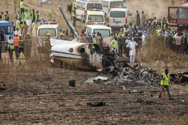Nigerian Air Force plane crashes, no survivors among 25 people on board
